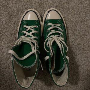 Brand new dark green converse size 7.5